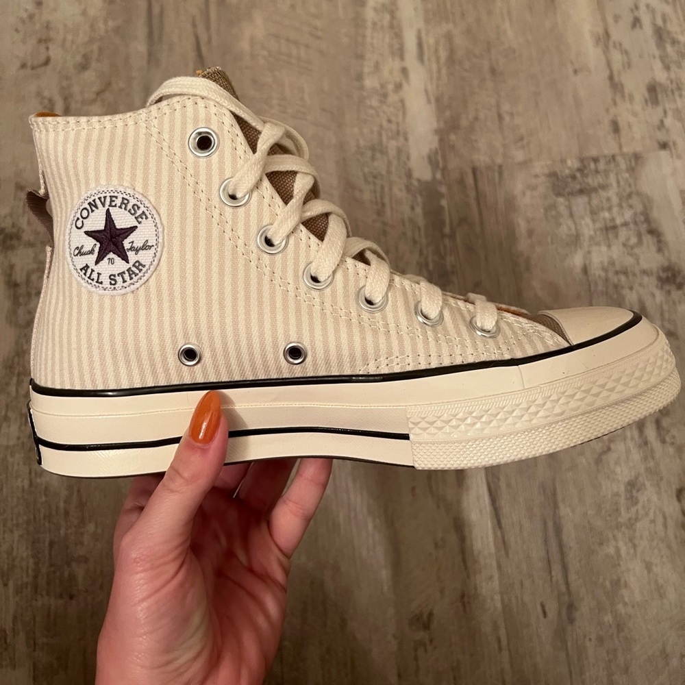 Converse Chuck Taylors Khaki Stripe